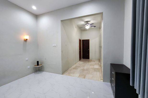 BEVERLY PARK HOOK 1 LANTAI SIAP HUNI DAERAH BATAM CENTER