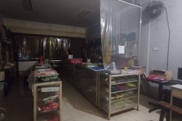 Ruko 2Lantai Siap Pakai Hadap Jalan Pusat Keramaian Tiban Impian