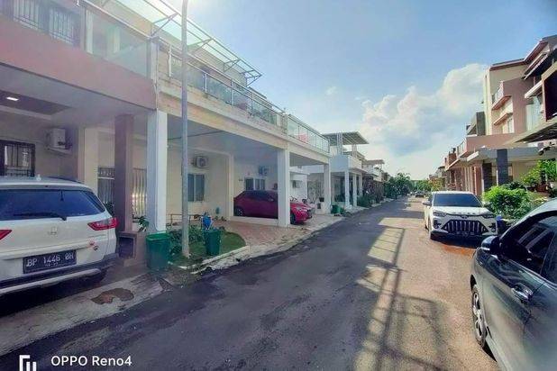 Rumah 2.5Lantai Siap Huni Dekat Perkotaan Beverly Green Batam