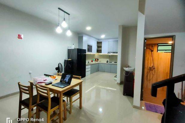 Rumah 2.5Lantai Siap Huni Dekat Perkotaan Beverly Green Batam