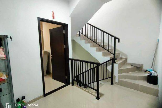Rumah 2.5Lantai Siap Huni Dekat Perkotaan Beverly Green Batam