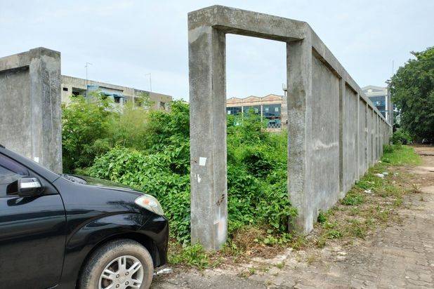 Lahan Kosong Di peruntukan Untuk Jasa Siap Bangun Dekat Pusat