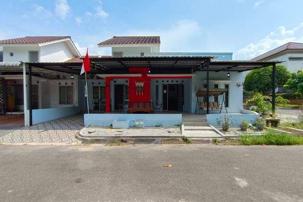 Rumah Hook Komplek KDA Siap Huni Dekat Pusat Perkotaan Batam