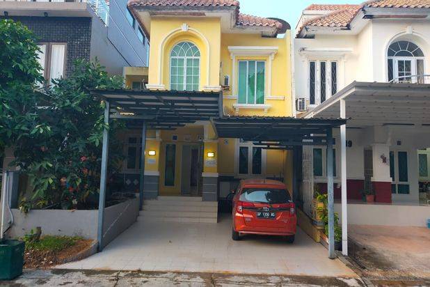 Rumah 2Lantai Beverly Garden Dekat Mega Mall dan Pelabuhan