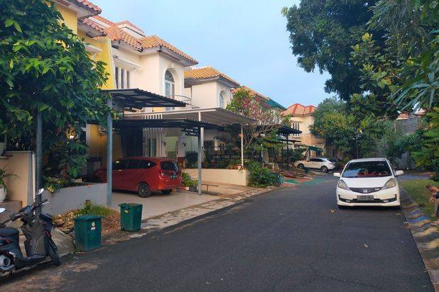 Rumah 2Lantai Beverly Garden Dekat Mega Mall dan Pelabuhan