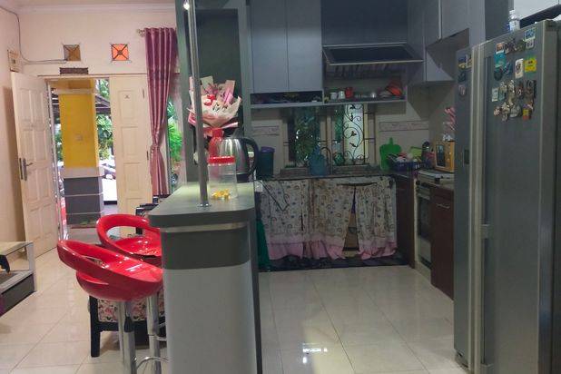 Rumah 2Lantai Beverly Garden Dekat Mega Mall dan Pelabuhan