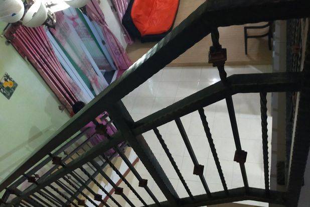 Rumah 2Lantai Beverly Garden Dekat Mega Mall dan Pelabuhan