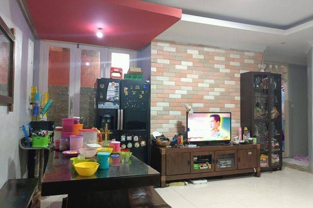 Rumah 2Lantai Siap Huni Dekat Pasar Cipta Puri dan KFC