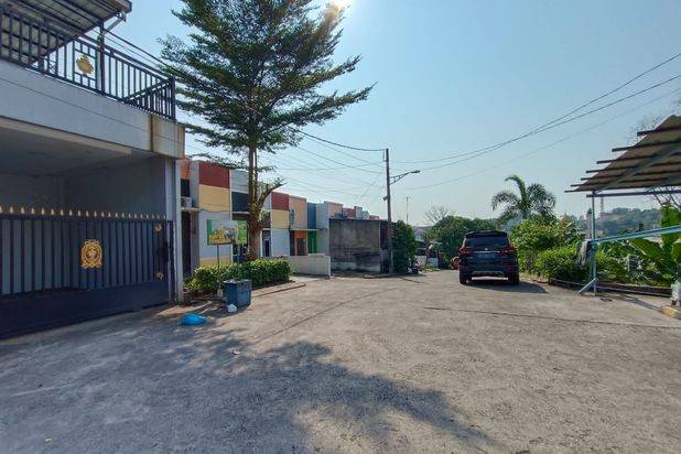 Dijual Rumah 2Lantai Siap Huni Tiban Center