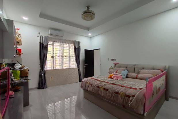 Dijual Rumah 2Lantai Siap Huni Tiban Center