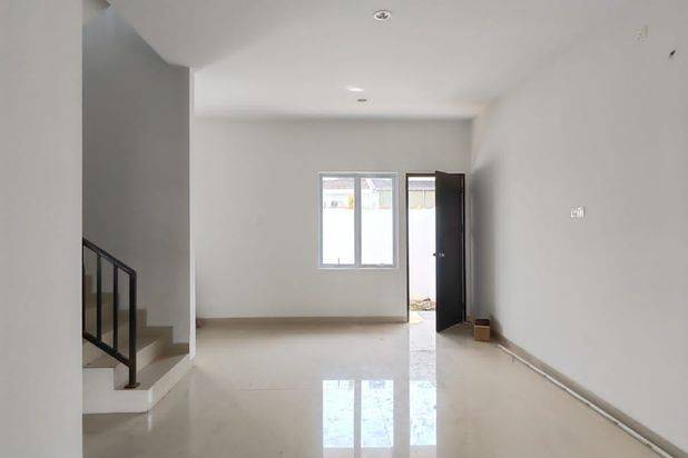 Rumah 2Lantai Azure Bay Batam Center, Siap Huni Dekat Perkotaan