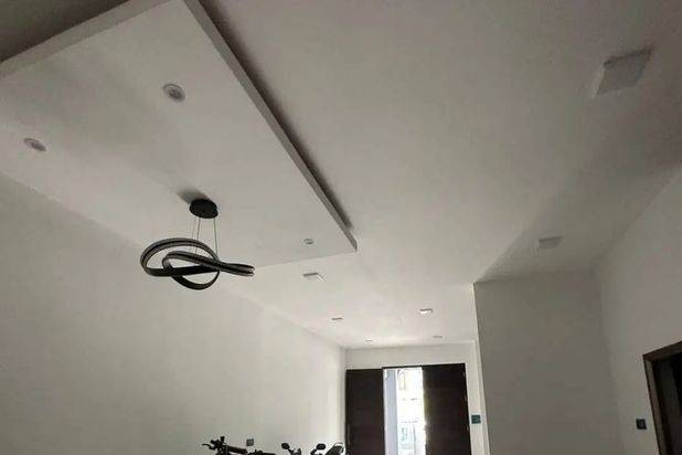 Dijual Rumah Palazo Siap Huni Lokasi Strategis Dekat Mega Mall