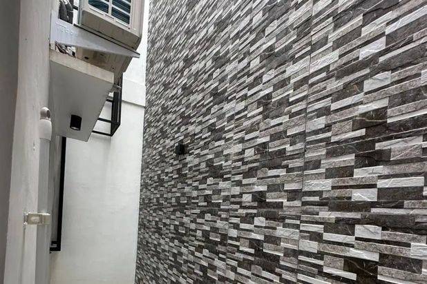Dijual Rumah Palazo Siap Huni Lokasi Strategis Dekat Mega Mall