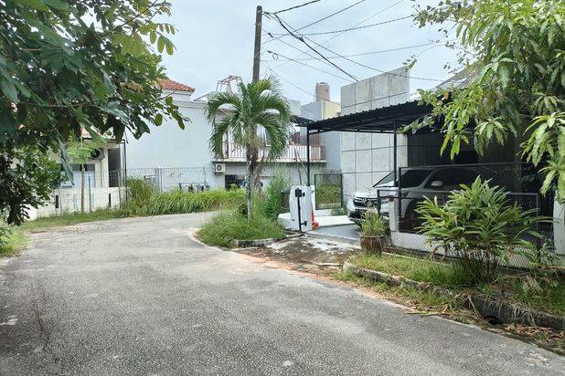 Dijual Rumah Plamo Garden Siap Huni Lokasi Strategis Dekat Mall
