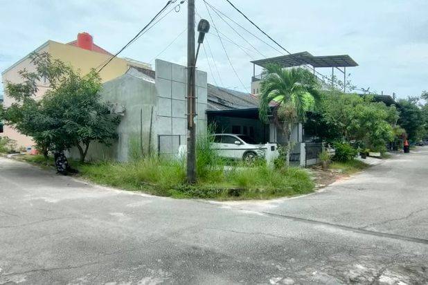 Dijual Rumah Plamo Garden Siap Huni Lokasi Strategis Dekat Mall