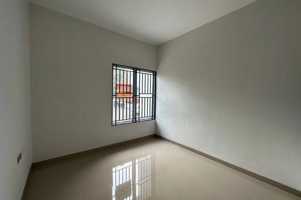 Dijual Rumah Azure Siap Huni Lokasi Strategis Dekat Sekolah