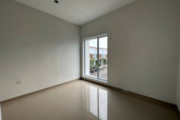Dijual Rumah Azure Siap Huni Lokasi Strategis Dekat Sekolah