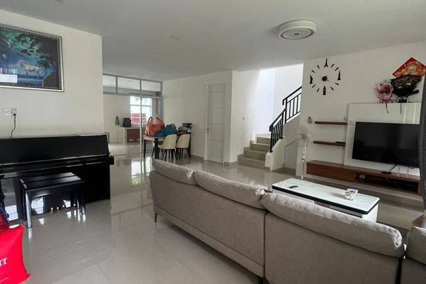 Disewakan Rumah Orchard Park Lokasi Strategis Dekat Mall Avenue
