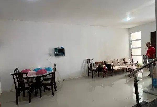 Dijual Rumah 2 Lantai Siap Huni Lokasi Strategis Dekat Mall