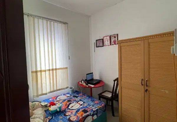 Dijual Rumah 2 Lantai Siap Huni Lokasi Strategis Dekat Mall