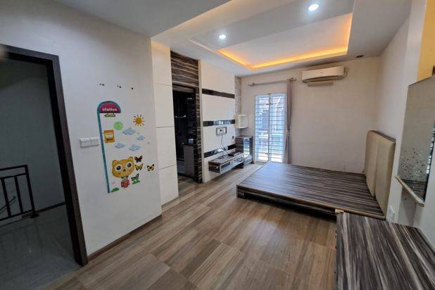 Dijual Rumah Anggrek Mas Siap Huni Lokasi Strategis Dekat Sekolah
