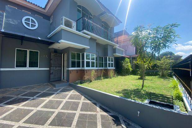 Dijual Rumah Siap Huni Lokasi Strategis Dekat Sekolah Dan Mall