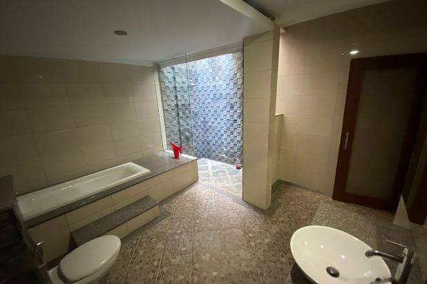 Dijual Rumah Siap Huni Lokasi Strategis Dekat Sekolah Dan Mall