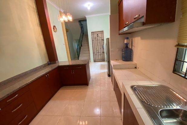 Dijual Rumah Siap Huni Lokasi Strategis Dekat Sekolah Dan Mall