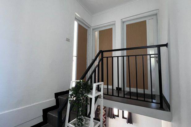 Dijual Rumah Bagus di Komplek Mega Regency Mandalajati Bandung