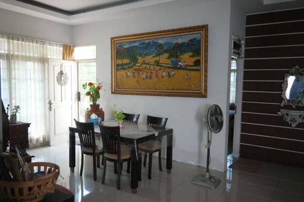 Rumah Second Full Furnish Terawat Siap Huni Dekat Galaxy