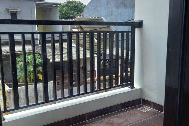 Rumah 2 Lantai Dalam Perumahan Di Jatiasih