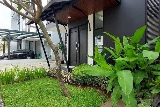 Rumah Mewah 3 Lantai Kemang Area Jakarta Selatan Siap Huni
