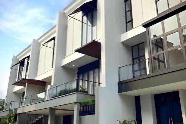 Rumah Mewah 3 Lantai Kemang Area Jakarta Selatan Siap Huni