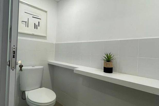 Rumah 3 Lantai Di Bsd Tangerang 3x10 Siap Huni Ada Furnishnya