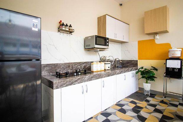 Kost 4 Lantai Furnish di Gajah Mada Jakarta Pusat