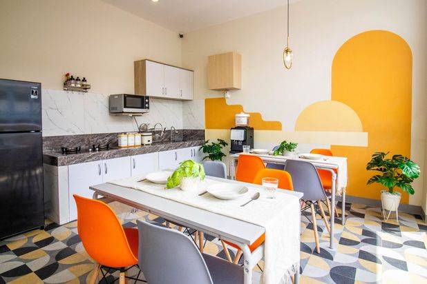 Kost 4 Lantai Furnish di Gajah Mada Jakarta Pusat
