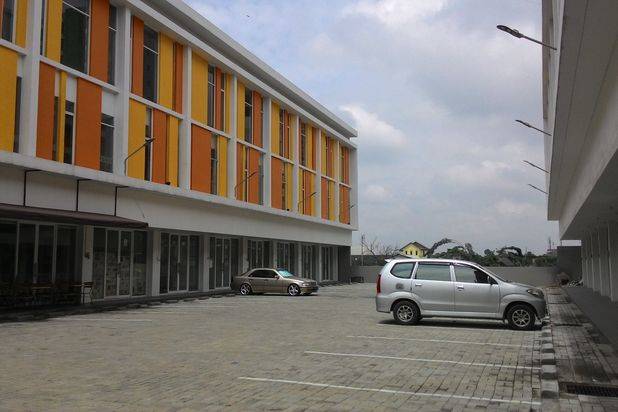 Ruko 3 Lantai Di Ciputat Lokasi Paling Rame