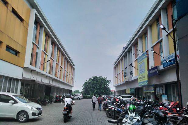 Ruko 3 Lantai Di Ciputat Lokasi Paling Rame