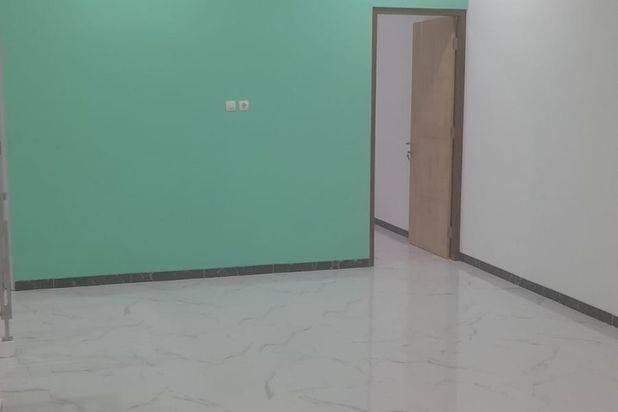 Rumah 2 Lantai 4 Kamar Tidur Siap Huni Di Bekasi Dekat Tol