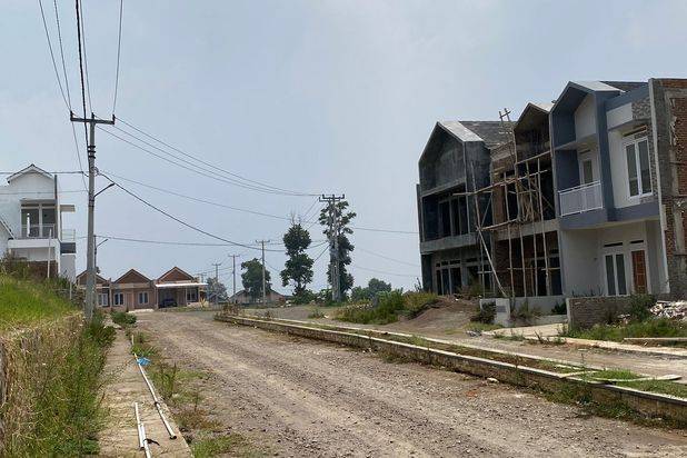 Dijual Tanah dalam Komplek di Cihanjuang Cimahi