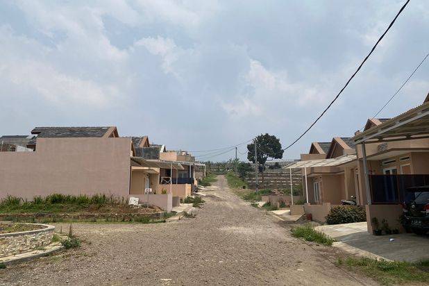 Dijual Tanah dalam Komplek di Cihanjuang Cimahi