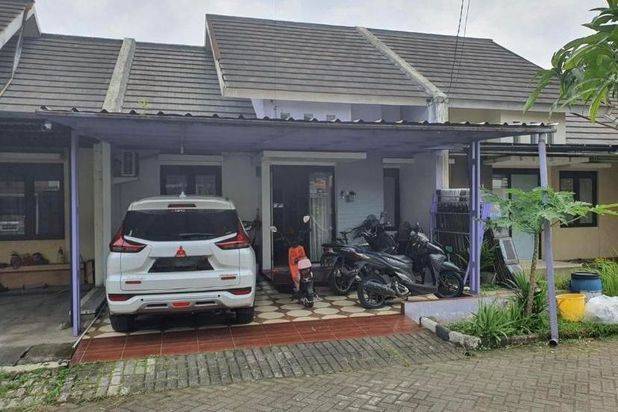 Dijual Rumah dalam Komplek di Ciwastra Bandung Kota
