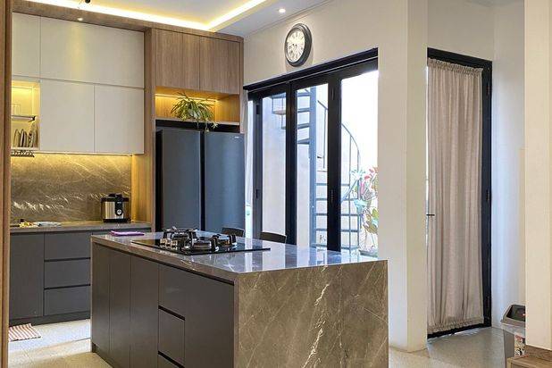 Dijual Rumah dalam Komplek di Ciwaruga Bandung Kota