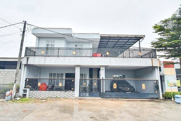Rumah 2 Lantai Sudah Renovasi Furnished di Tiban Indah, Batam