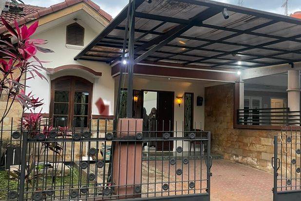 Rumah Luas Dan Nyaman di Tanjung Sari Antapani