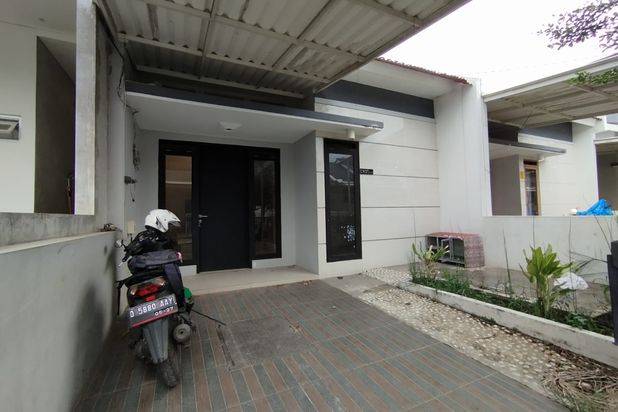 Rumah Minimalis di Cluster Cempaka Adipura