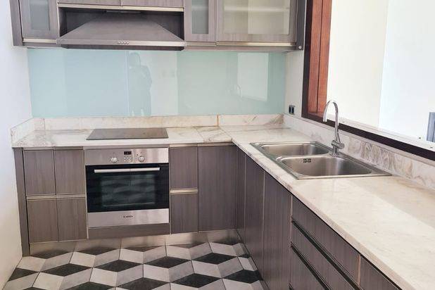 For Rent Apartment Essence Darmawangsa 3br