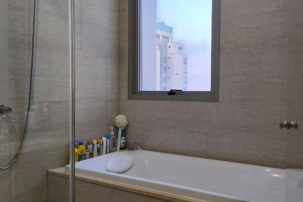 Dijual Apartemen Taman Anggrek Residence