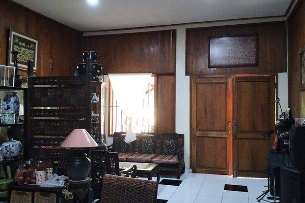 Rumah di Kencana Loka BSD dekat sekolah & stasiun KRL Rawabuntu