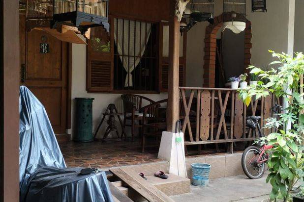 Rumah di Kencana Loka BSD dekat sekolah & stasiun KRL Rawabuntu